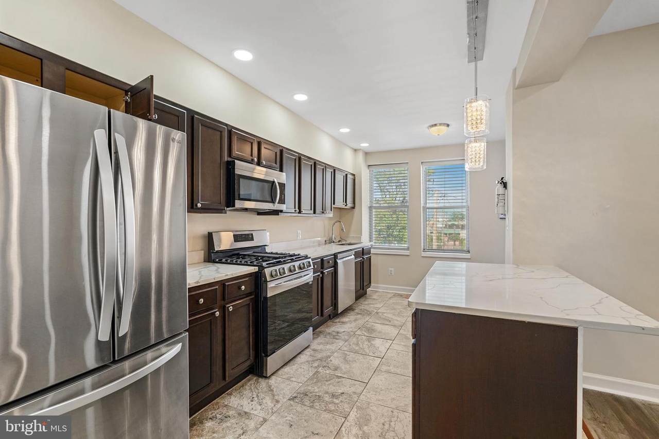 2509 Linden Avenue - Photo 1