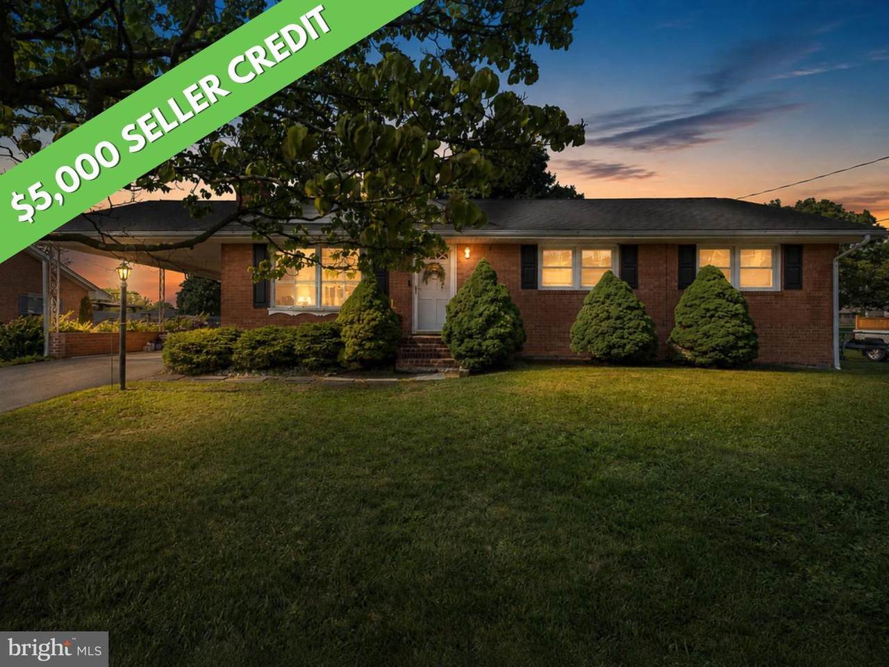 413 Superior Avenue - Photo 1