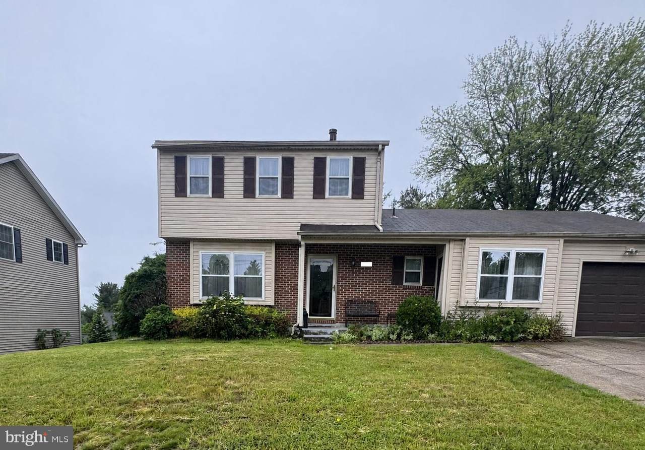 4525 Fitch Avenue - Photo 1