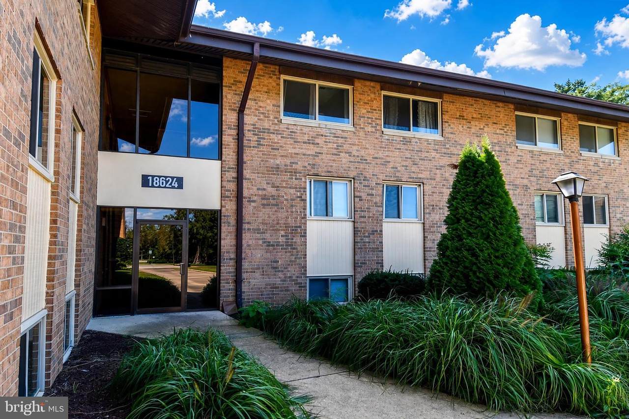18624 Walkers Choice Road - Photo 1