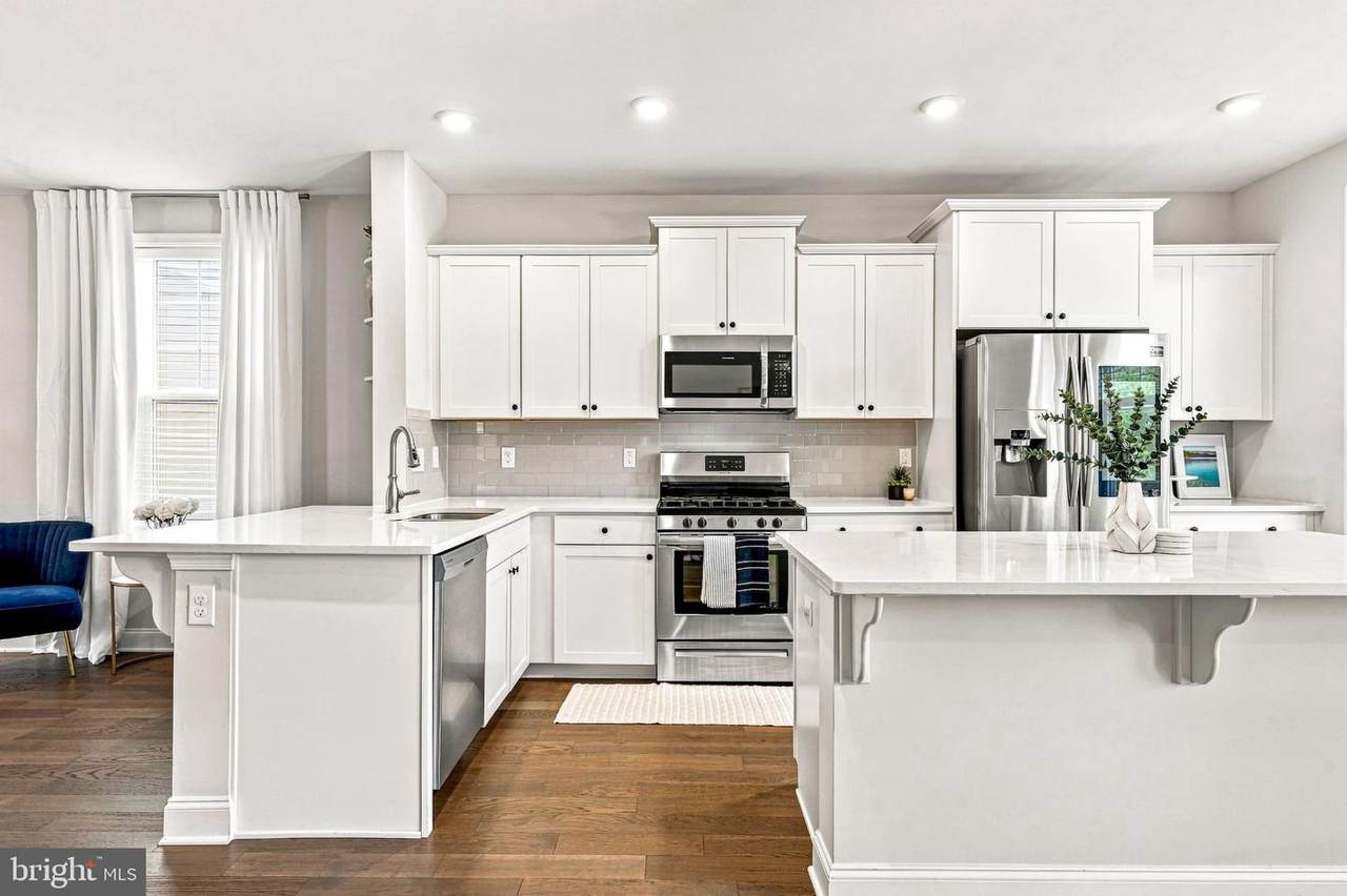 12 Sullivan Way - Photo 1
