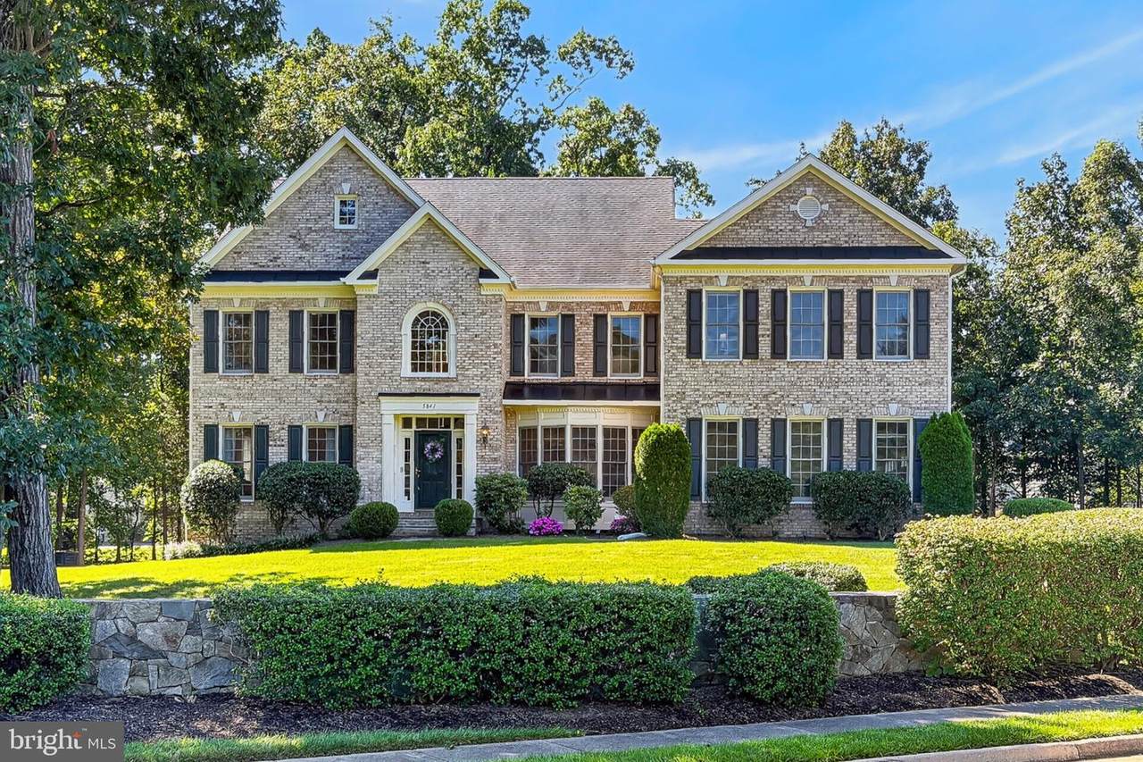 5841 Saddle Downs Place - Photo 1