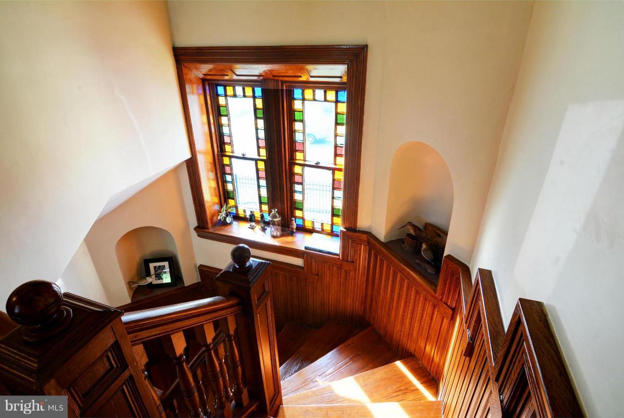 905 Locust Street - Photo 1