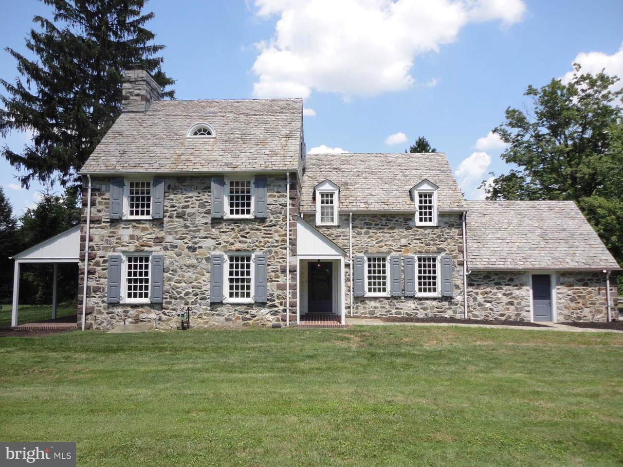 1012 Smallbrook Lane - Photo 1