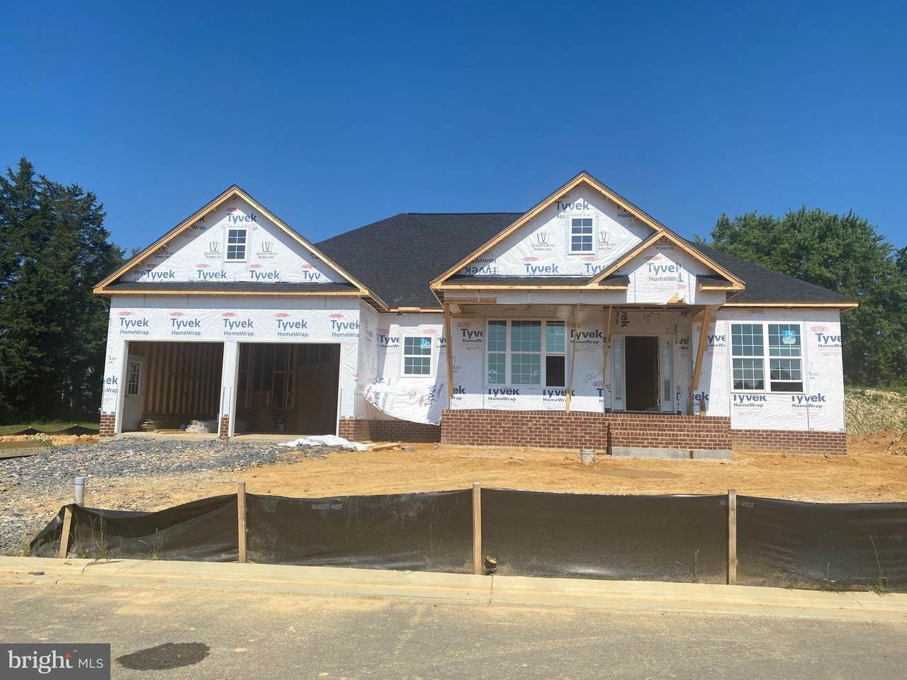 43011 Bluejay Street - Photo 1