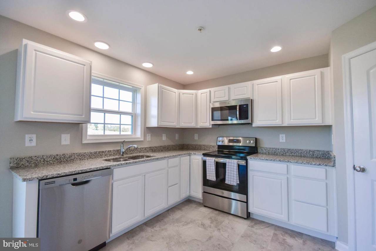 25 Guatemala Drive - Photo 1