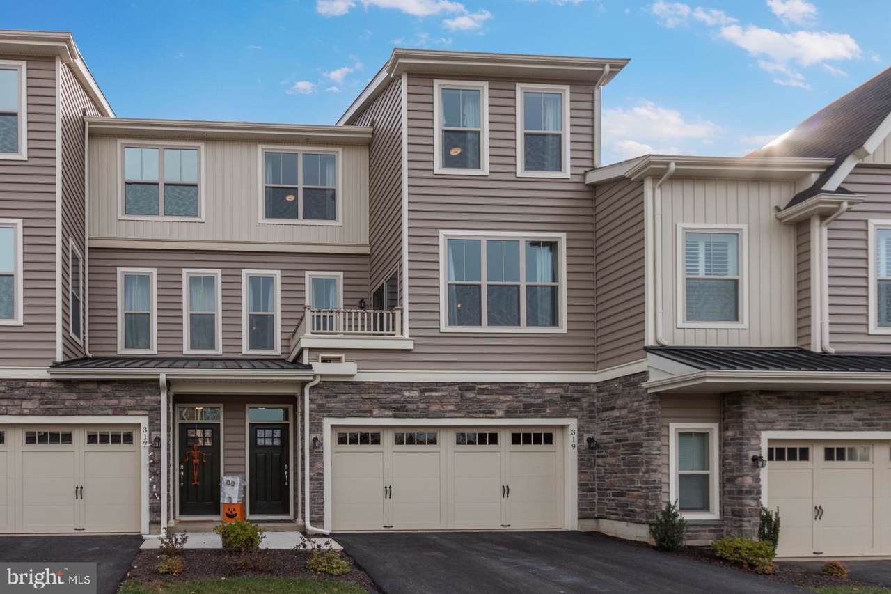 319 Liriope Court - Photo 1