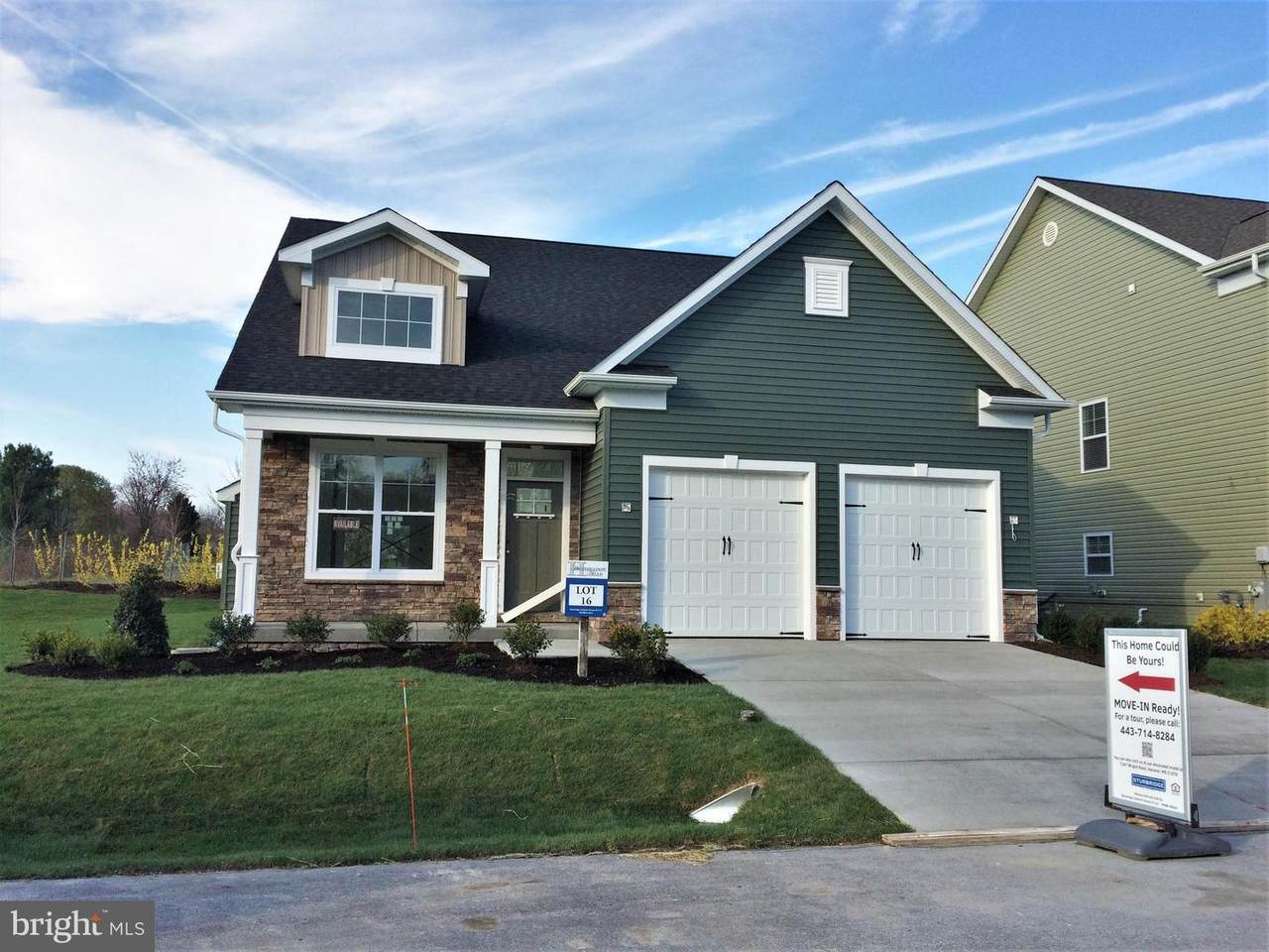 522 Highmeadow Drive - Photo 1