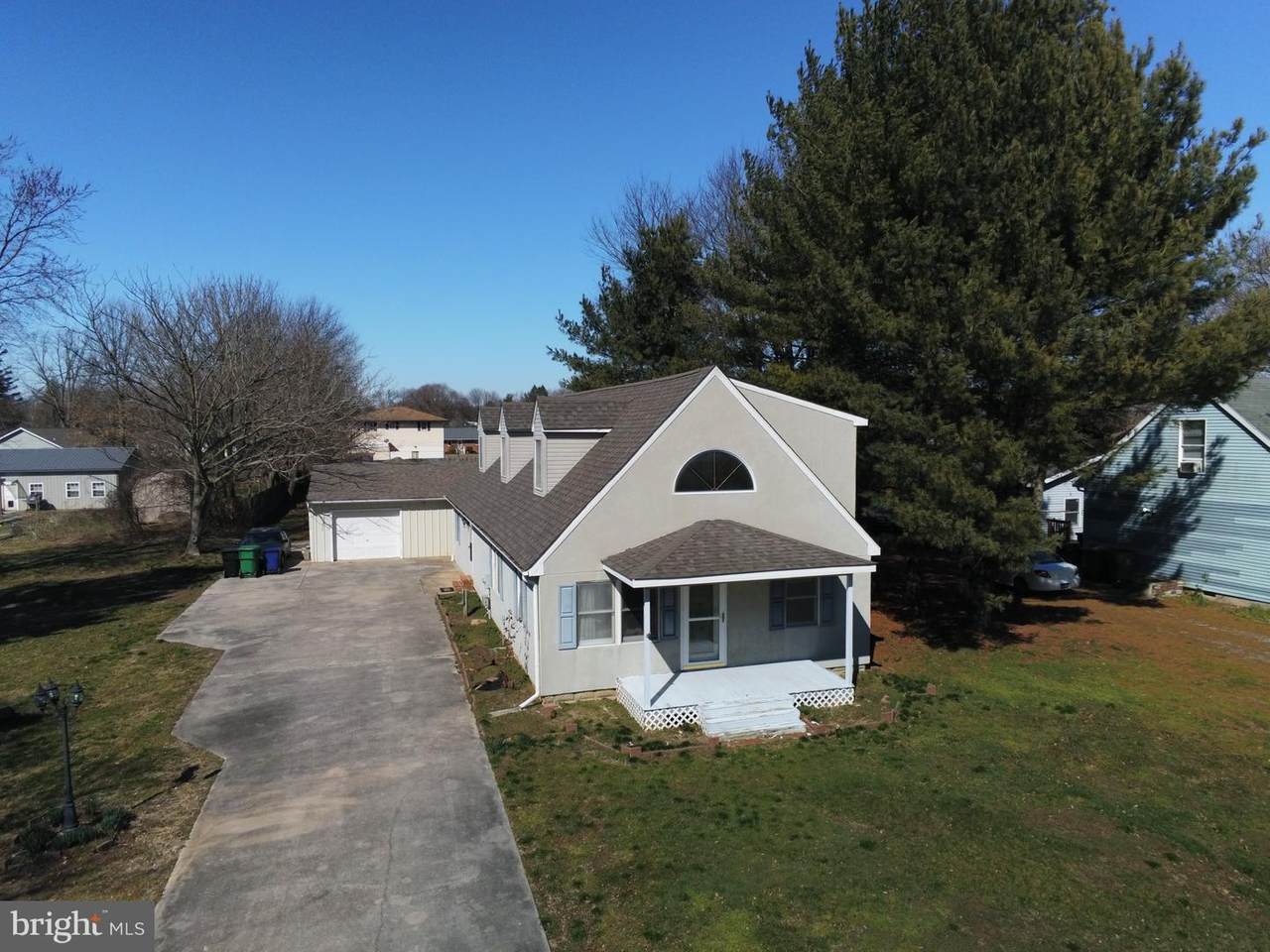 219 Beechwood Avenue - Photo 1