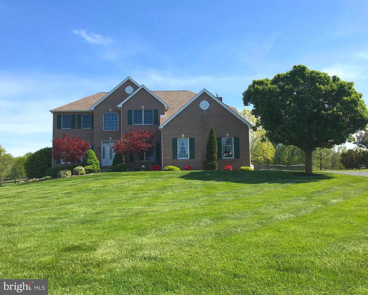 121 Saint Augustine Court - Photo 1