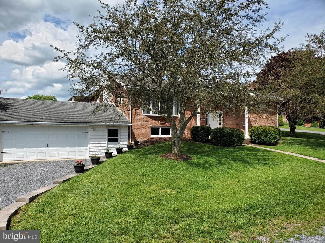 109 A Avenue - Photo 1