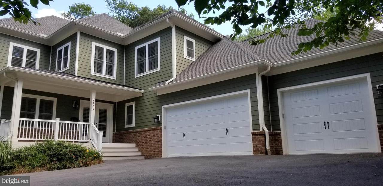2109 Greenwich Street - Photo 1