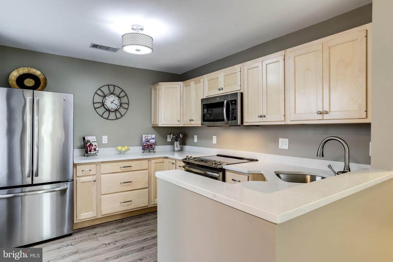 2942 Yarling Court - Photo 1