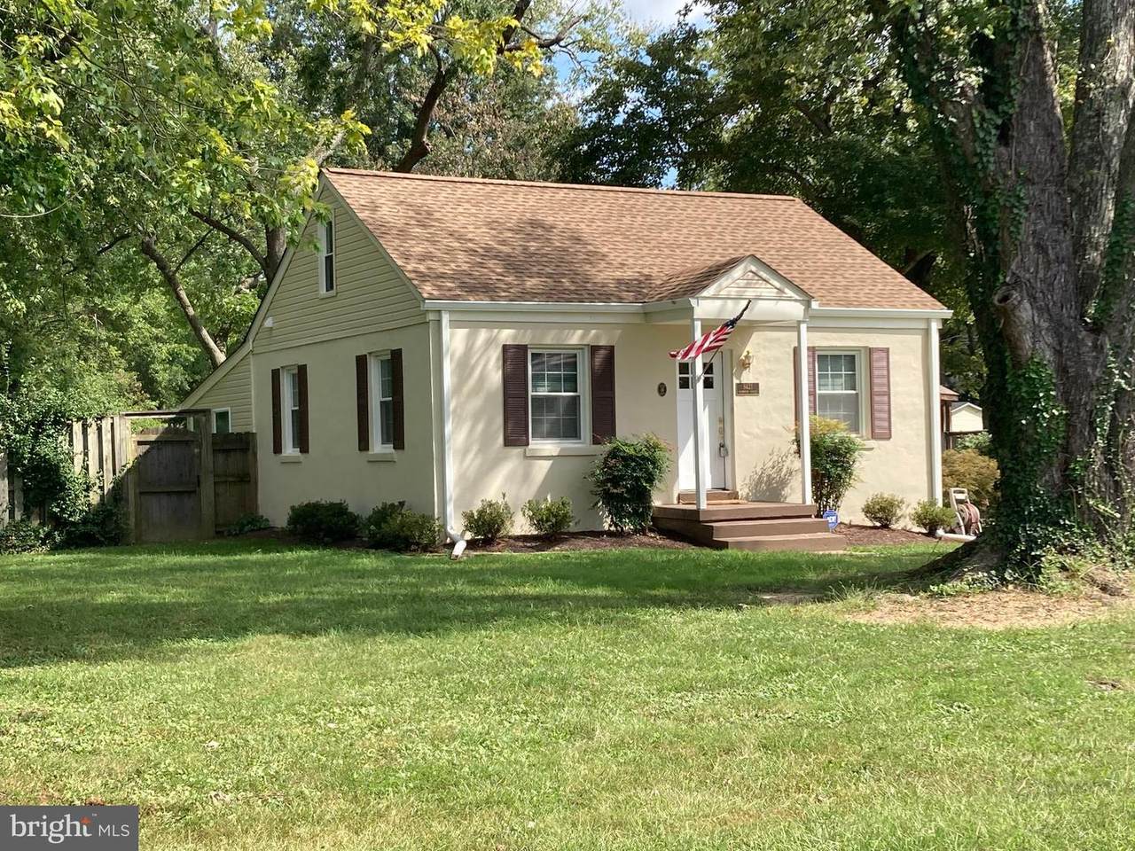 8421 Rosemont Circle - Photo 1