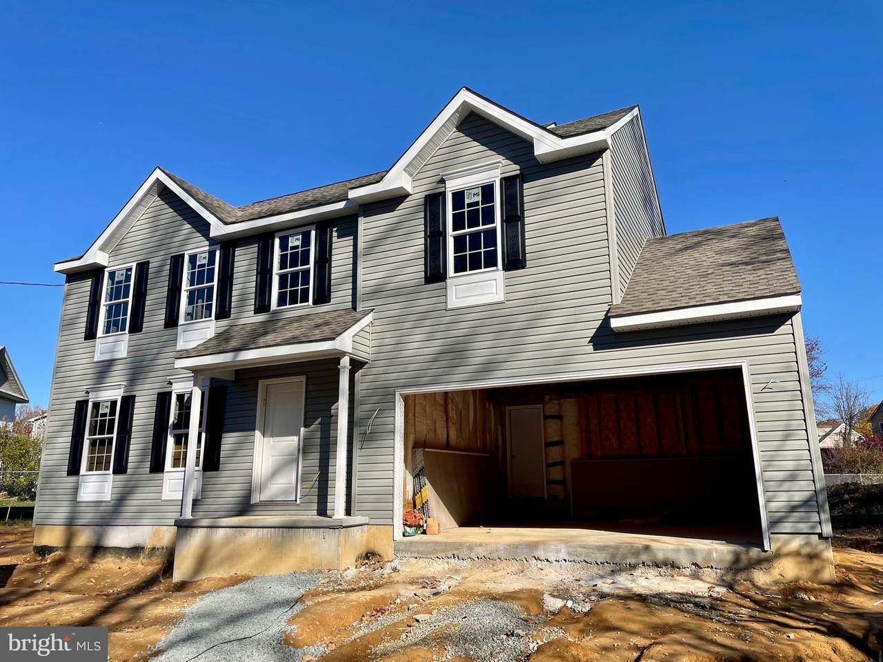 6 Laurel Avenue - Photo 1