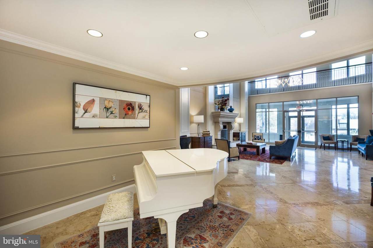 1450 Emerson - Photo 1