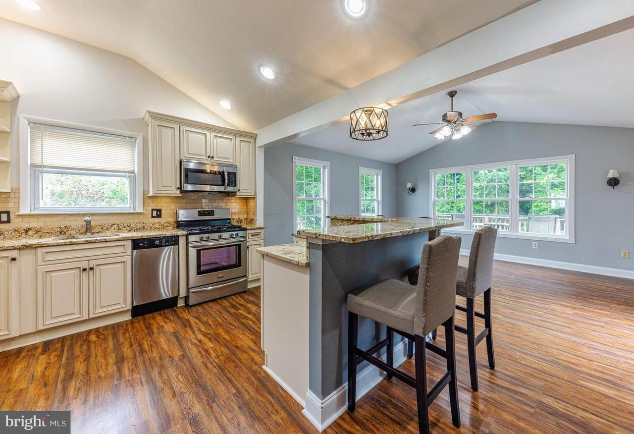 28 Pleasant Valley - Photo 1