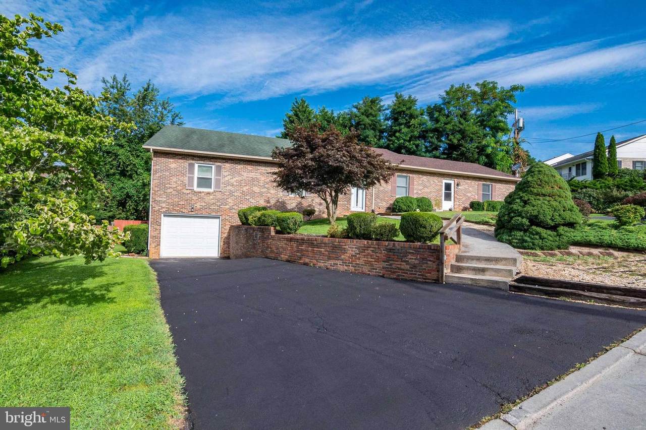 609 Mount View Street - Photo 1