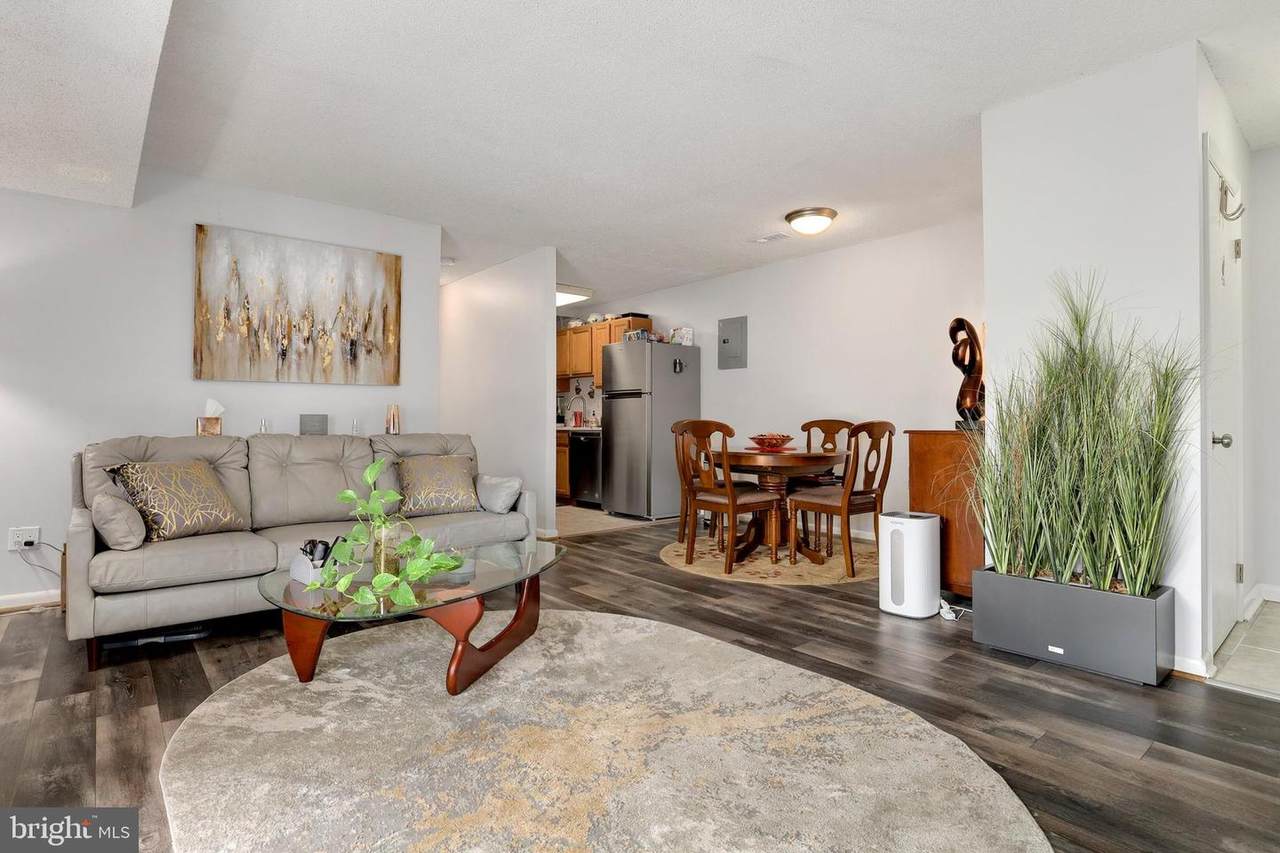 625 Chesapeake Street - Photo 1