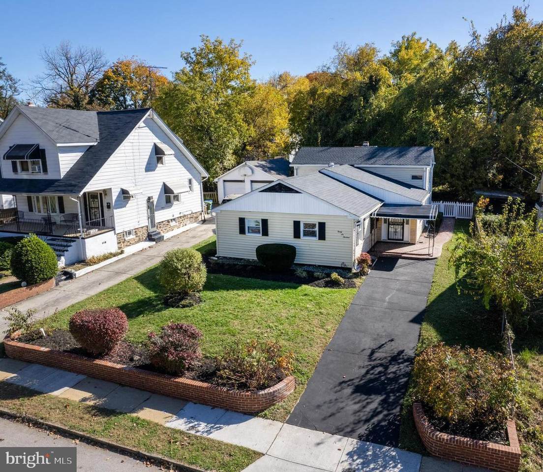 3613 Ferndale Avenue - Photo 1