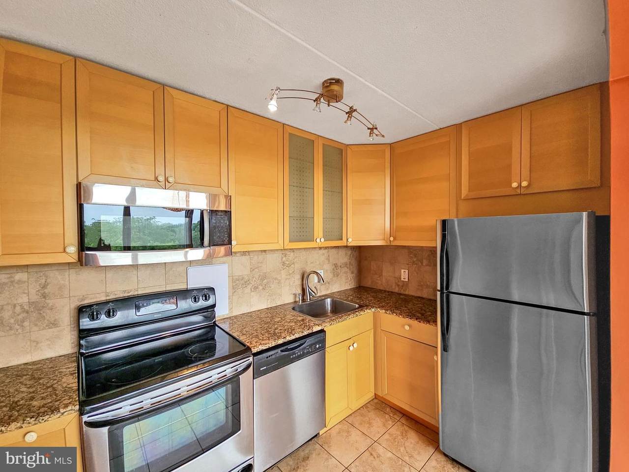 605 Playa Del Sol - Photo 1