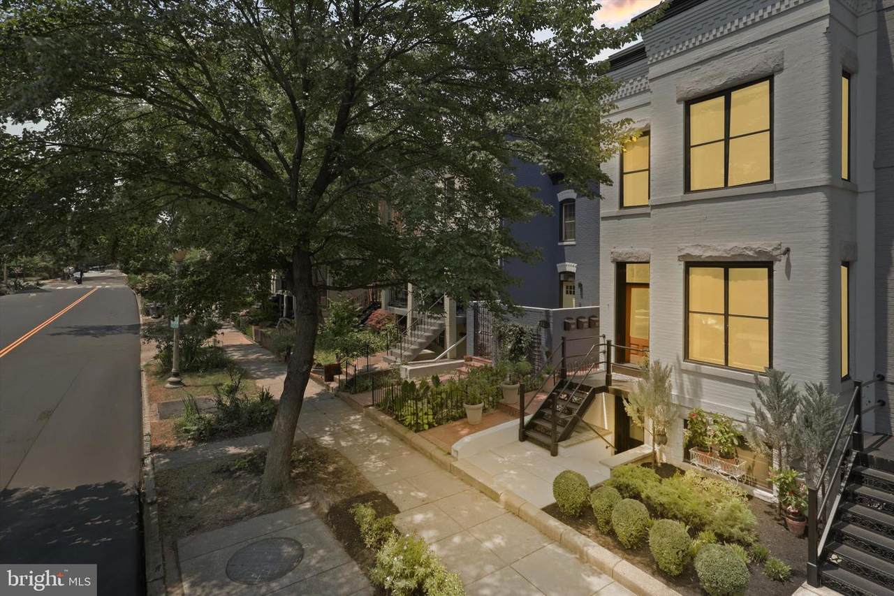 1432 G Street - Photo 1