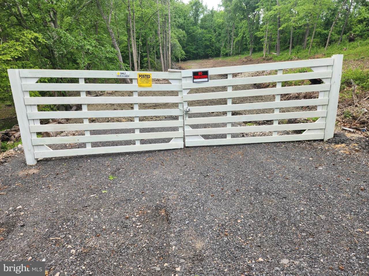 1400 Farmington Road - Photo 1