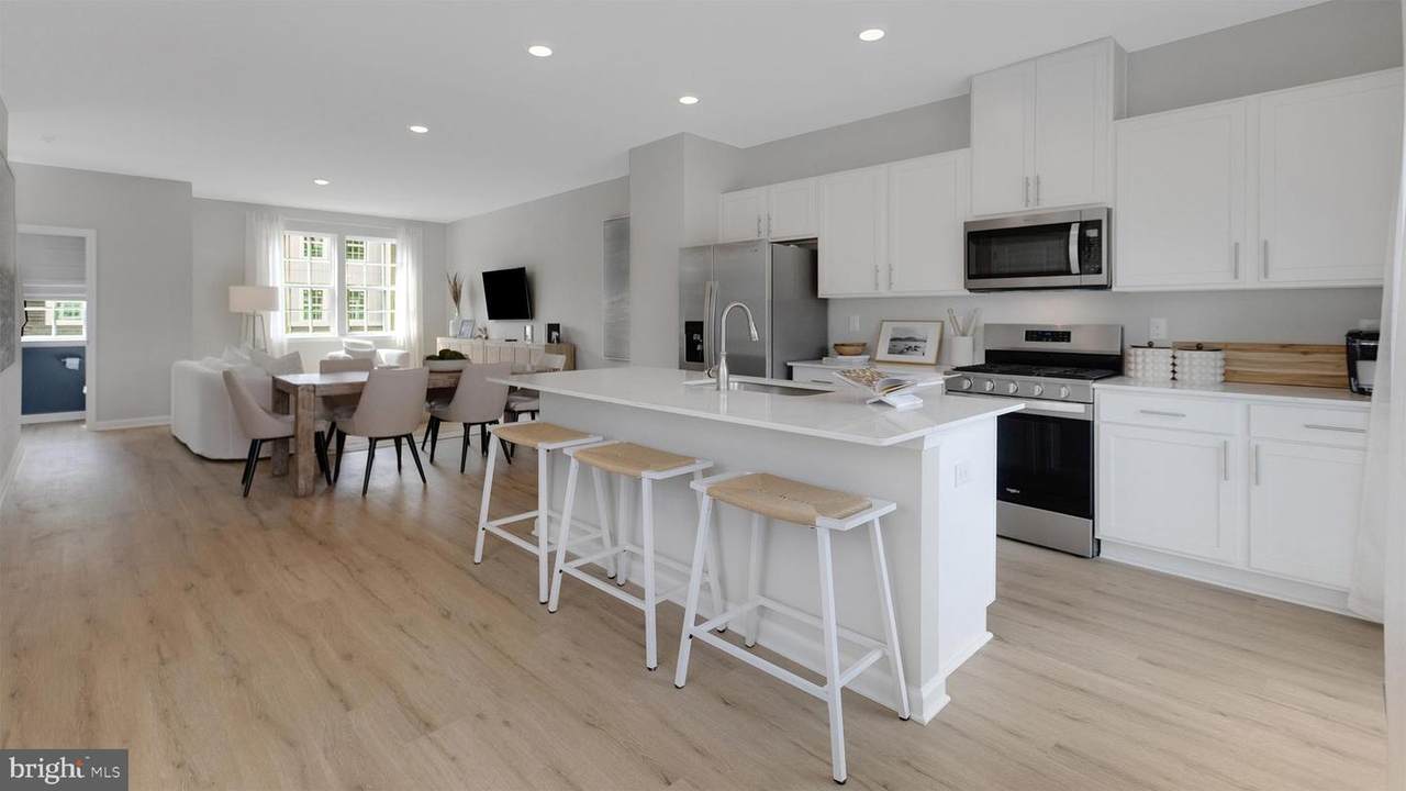 13 Baybreeze Drive - Photo 1