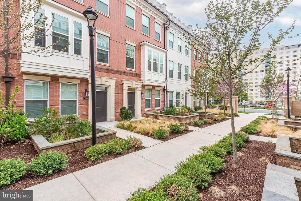 10274 Grosvenor Place - Photo 1
