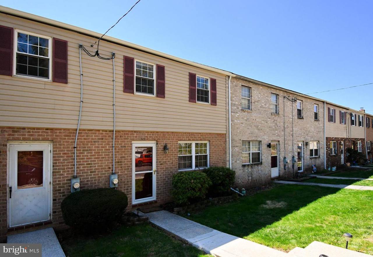 19 Game Farm Road - Photo 1