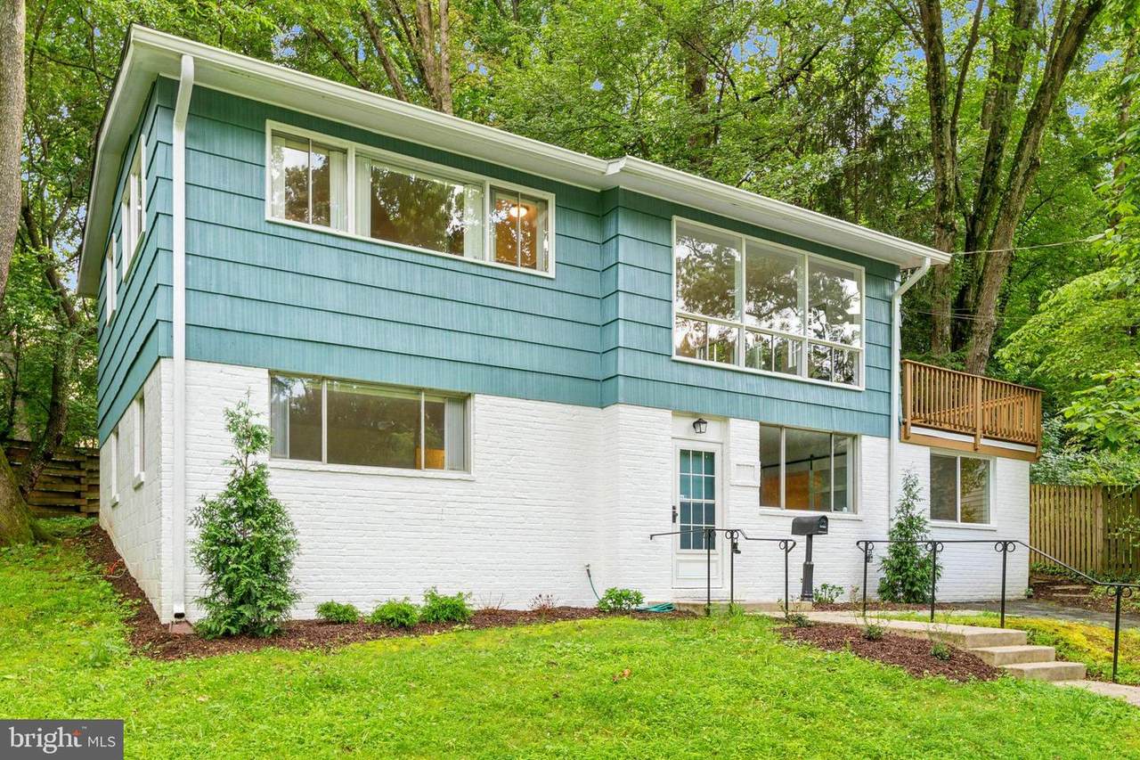 4008 Wexford Drive - Photo 1