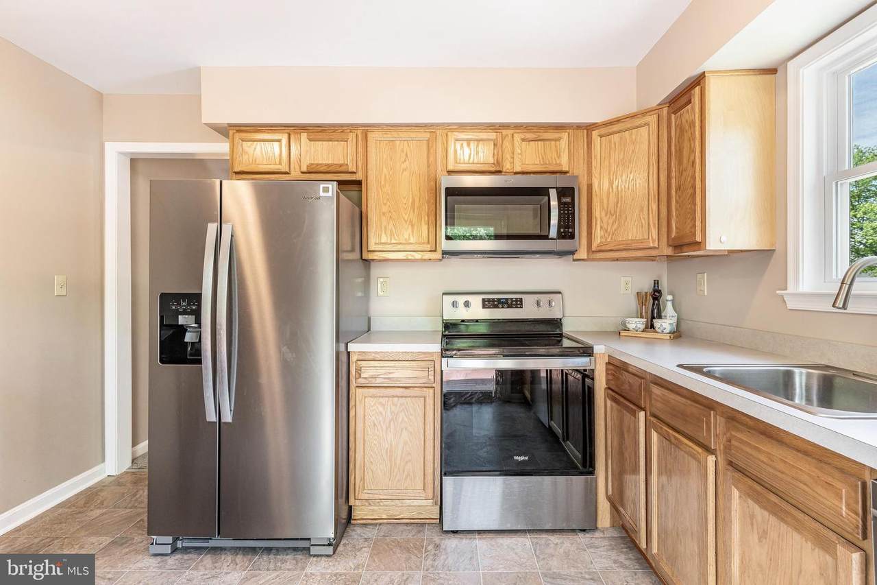 7103 Avesbury Lane - Photo 1