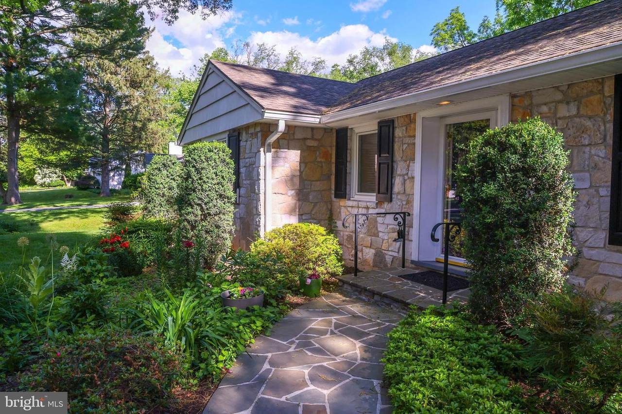 13209 Briarcliff Drive - Photo 1