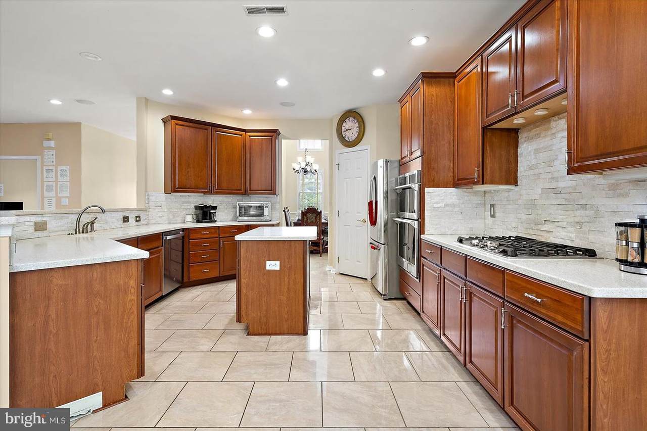 8705 Habitat Court - Photo 1