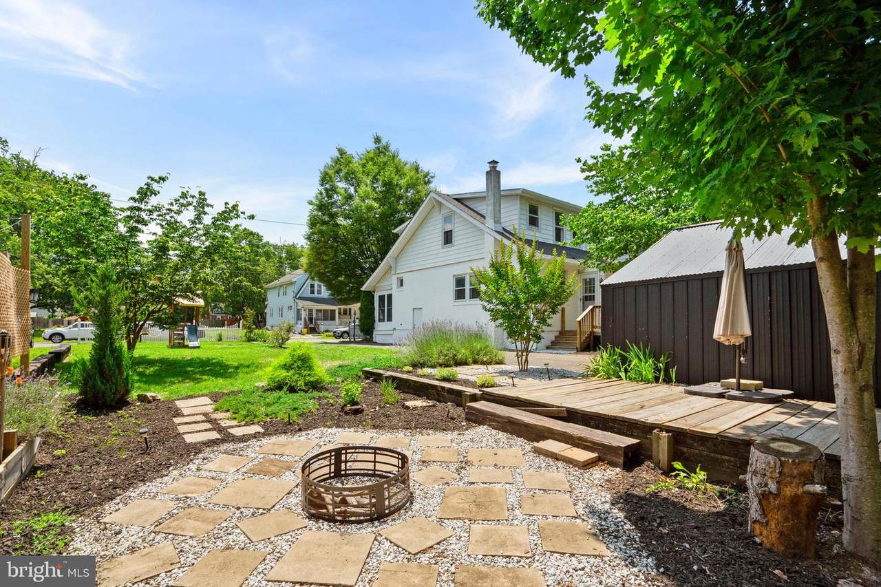 104 Richland Avenue - Photo 1