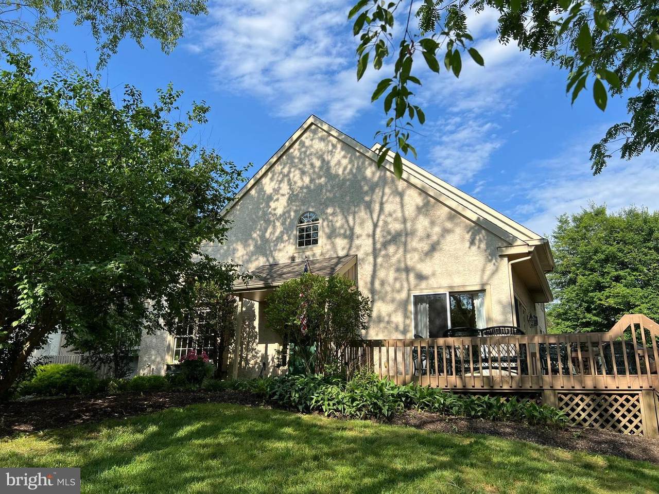 431 Waynesbrooke Road - Photo 1
