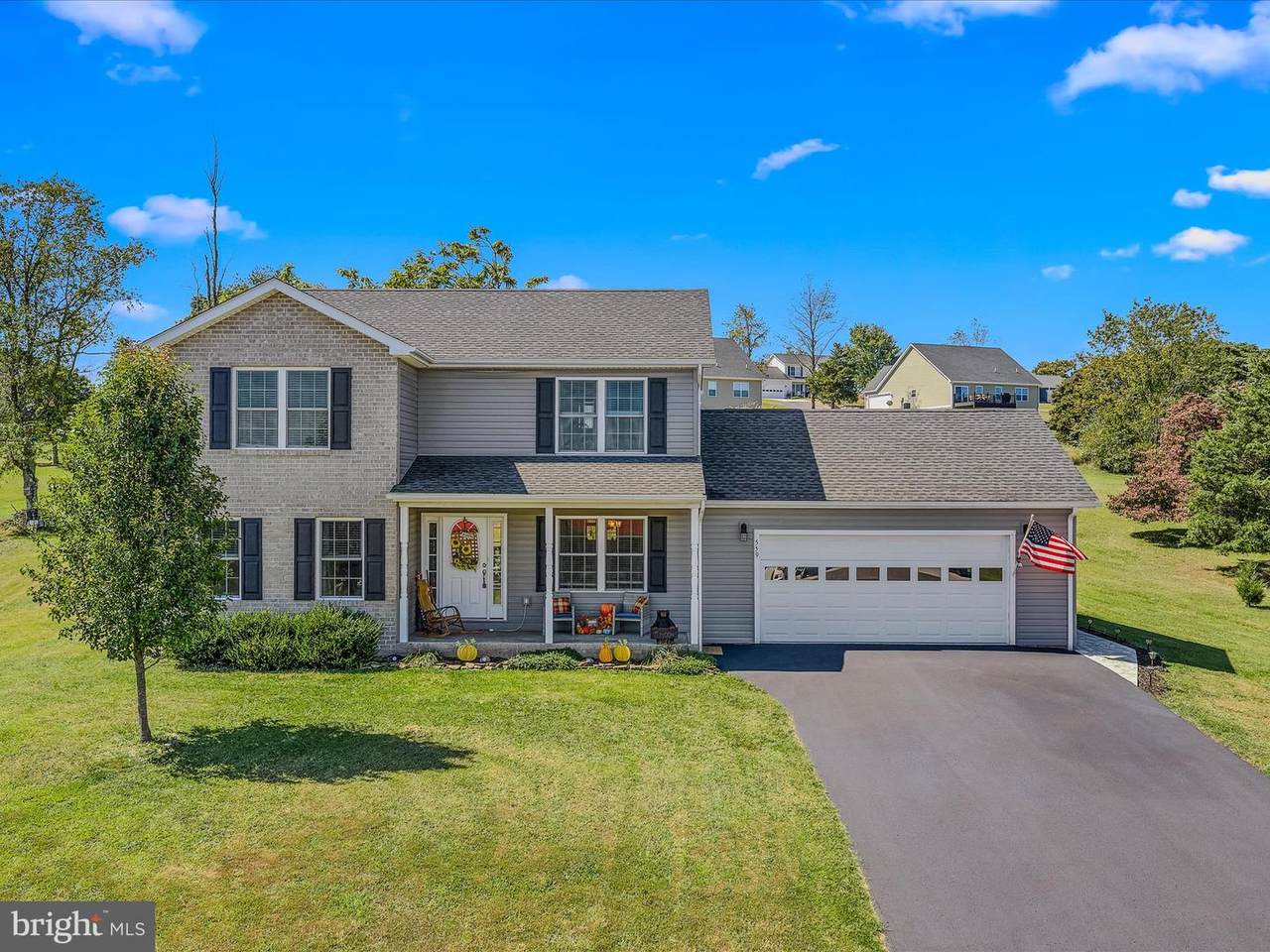 559 Harvest Drive - Photo 1