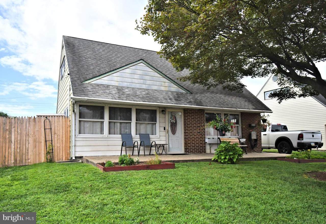 2830 Woodhaven Road - Photo 1