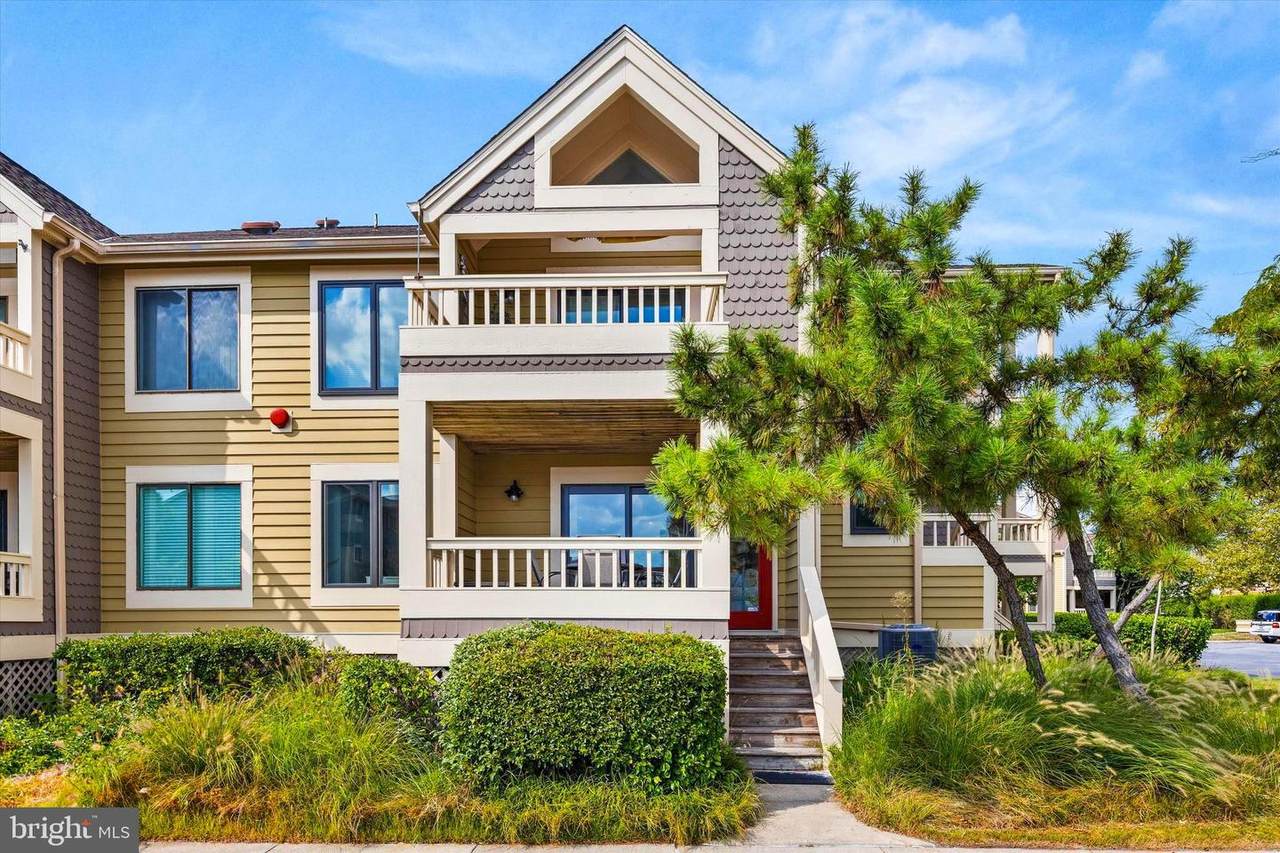 202 Heron Drive - Photo 1