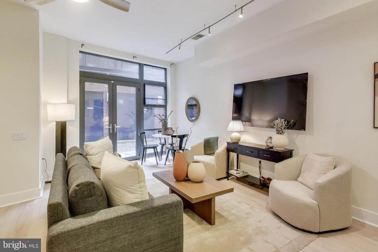 2426 Ontario Road - Photo 1