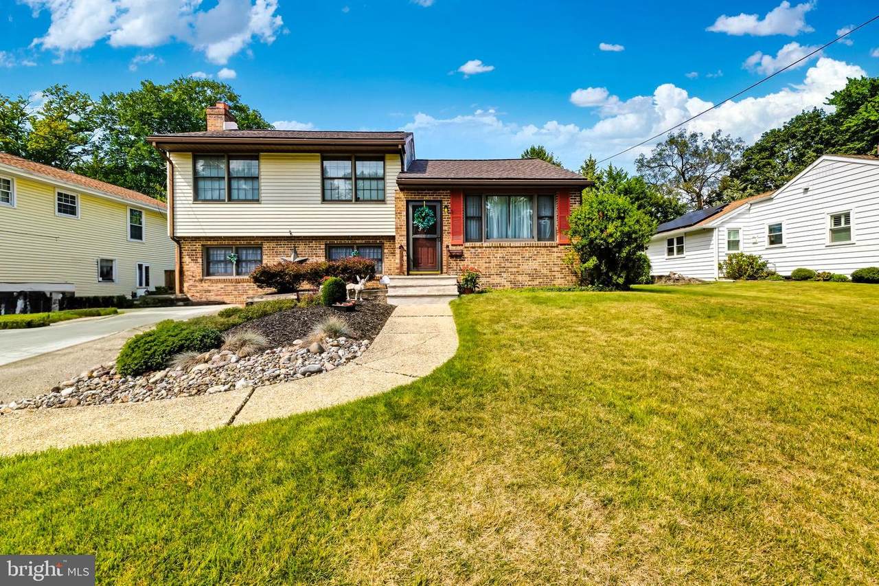 15 Ash Avenue - Photo 1