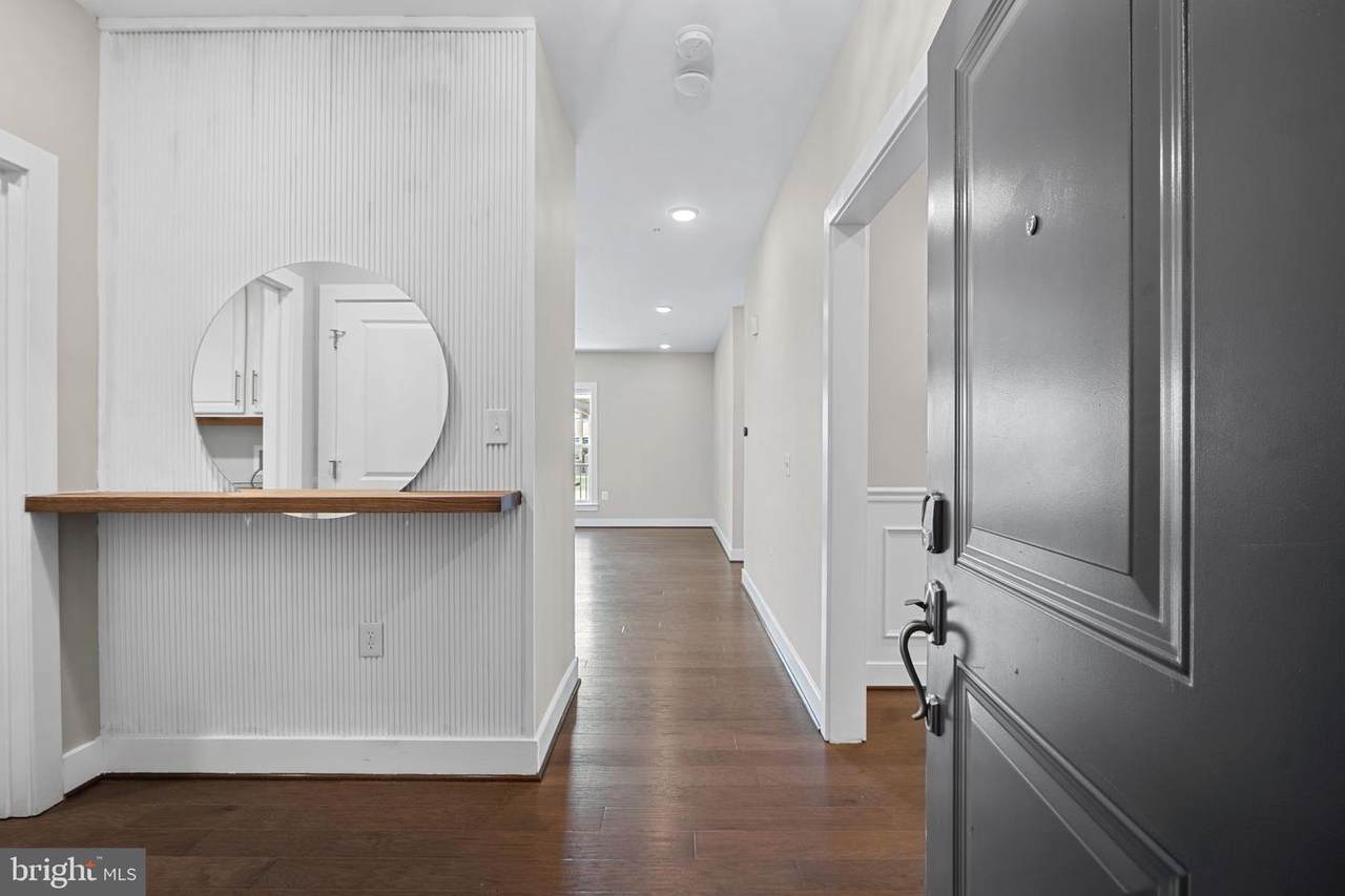 210 Decoverly Drive - Photo 1