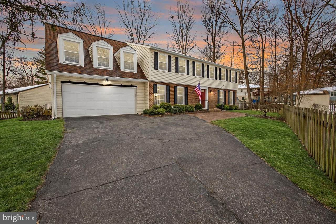 15806 Lazy Day Lane - Photo 1