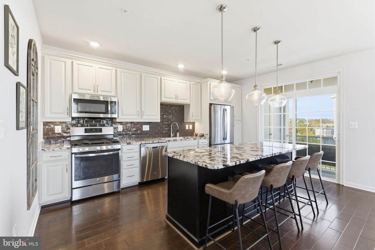 23297 Southdown Manor Terrace - Photo 1