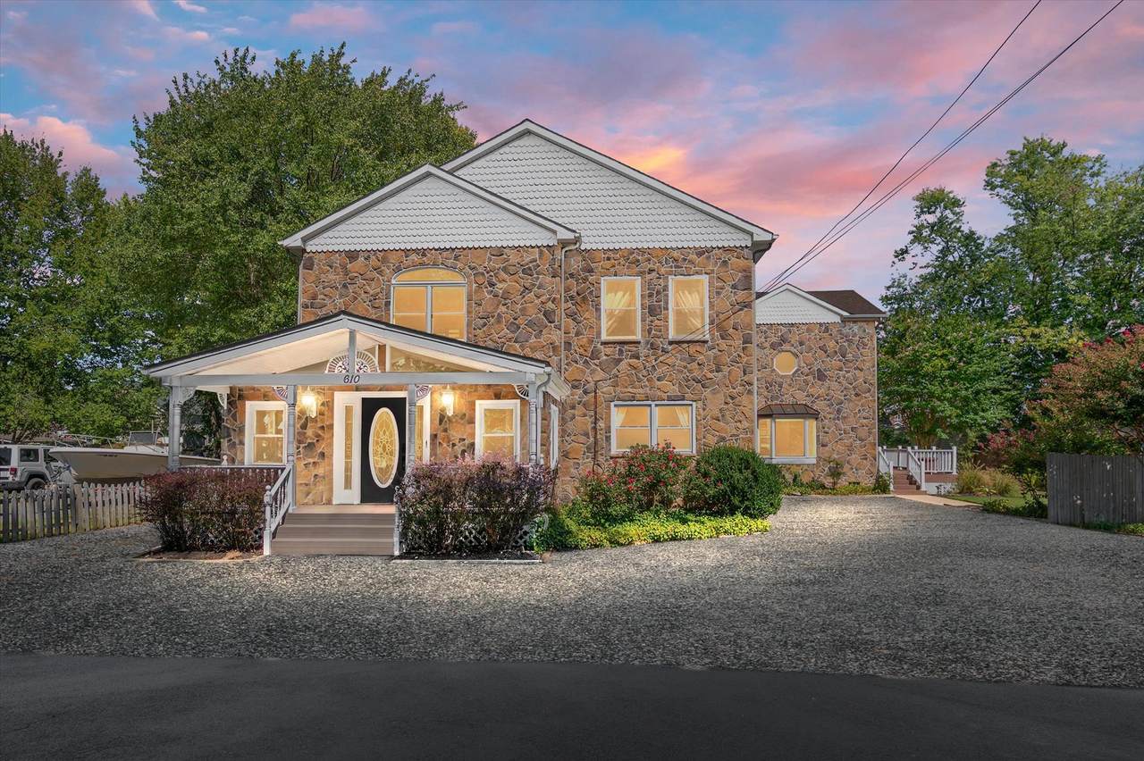 610 Marshall Avenue - Photo 1