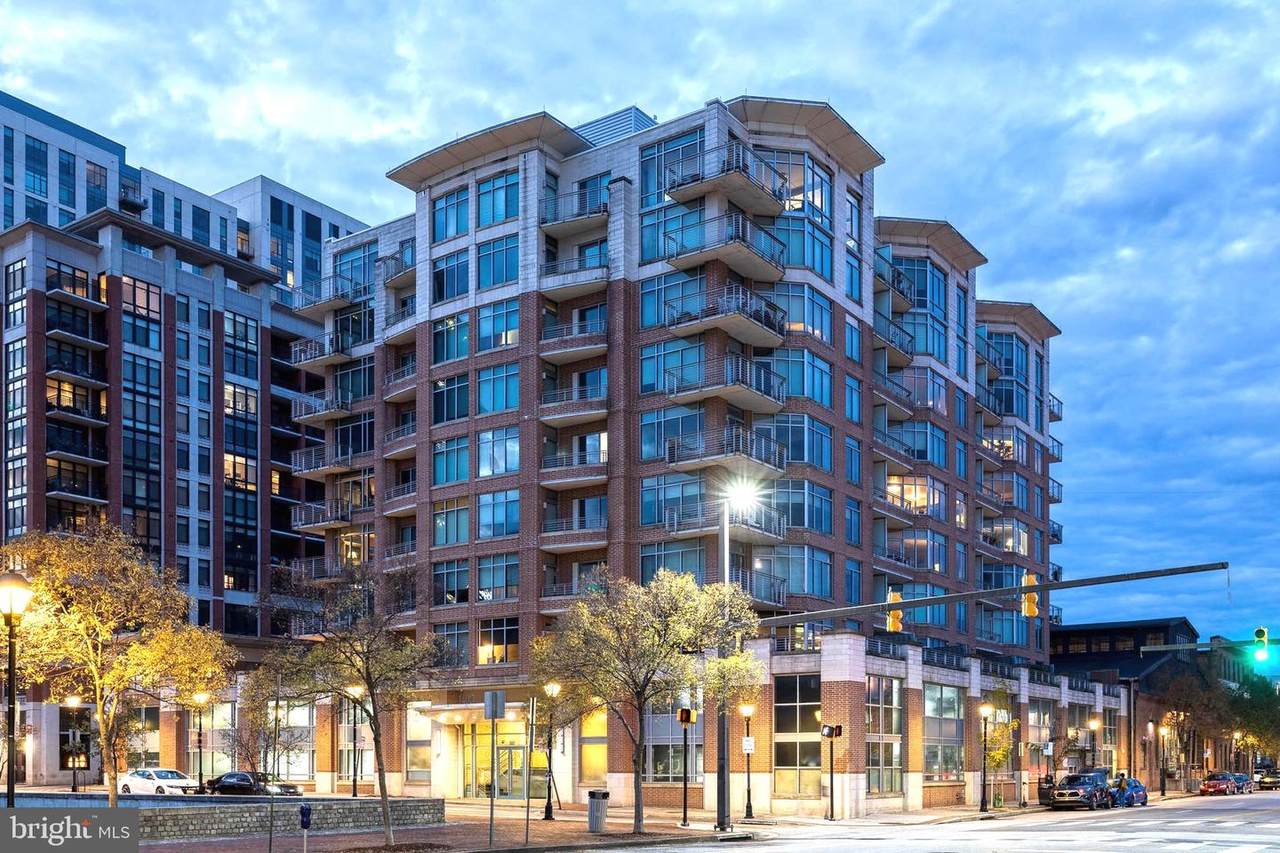 1400 Lancaster Street - Photo 1