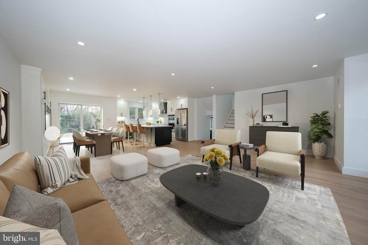 212 Aronimink Drive - Photo 1