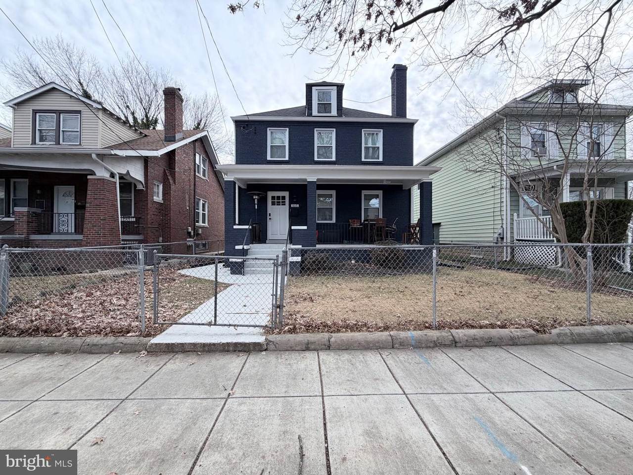 805 Malcolm X Avenue - Photo 1