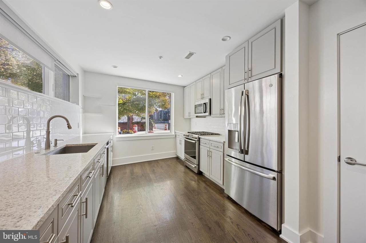 1022-24 2ND Street - Photo 1