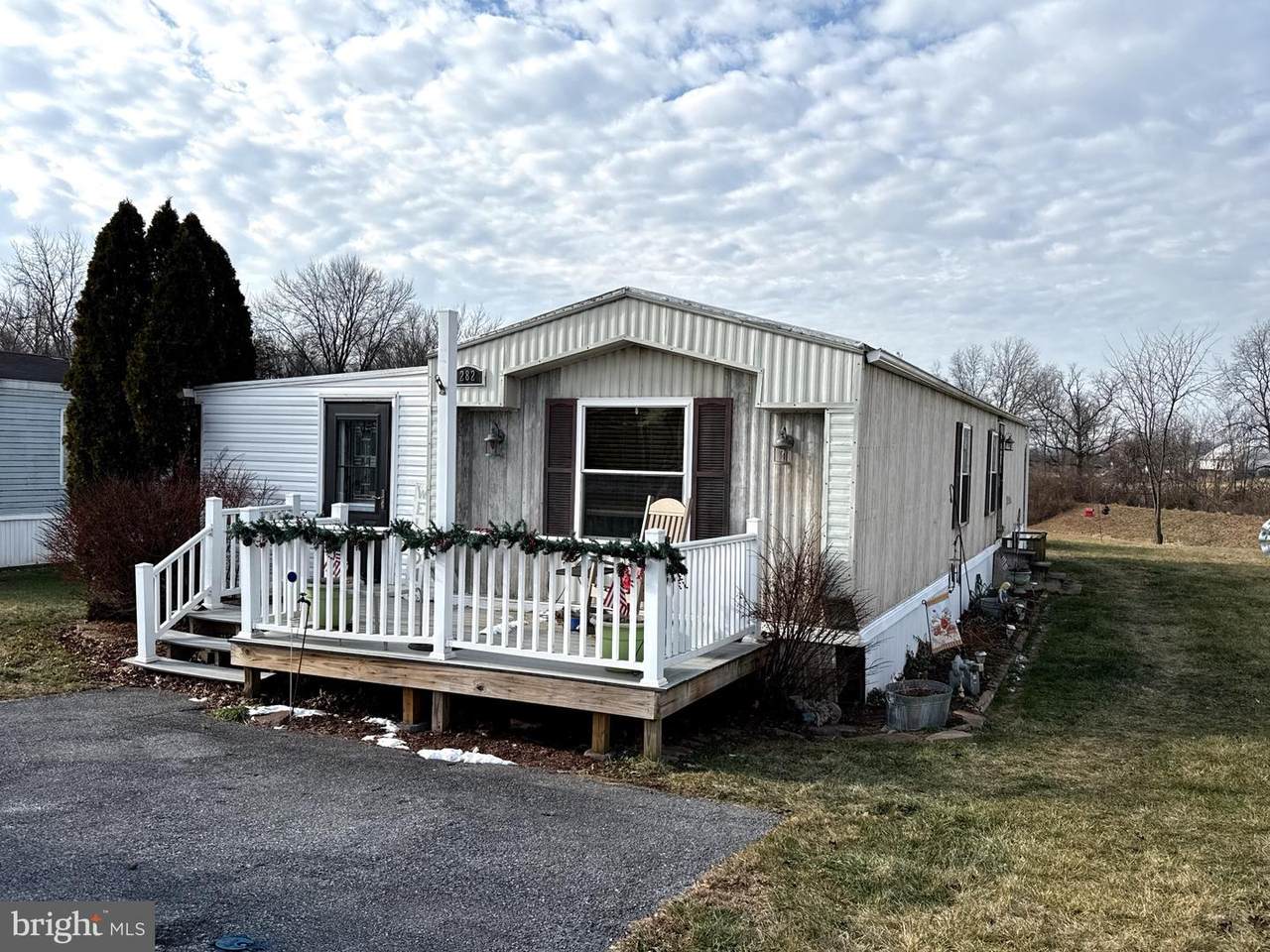 282 Michael Street - Photo 1